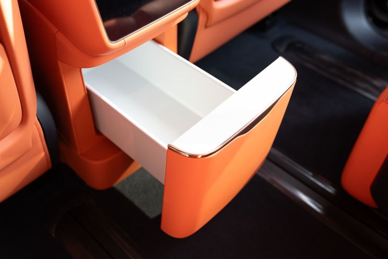 Lynk & Co 900 900 2.0T Ultra model 2025