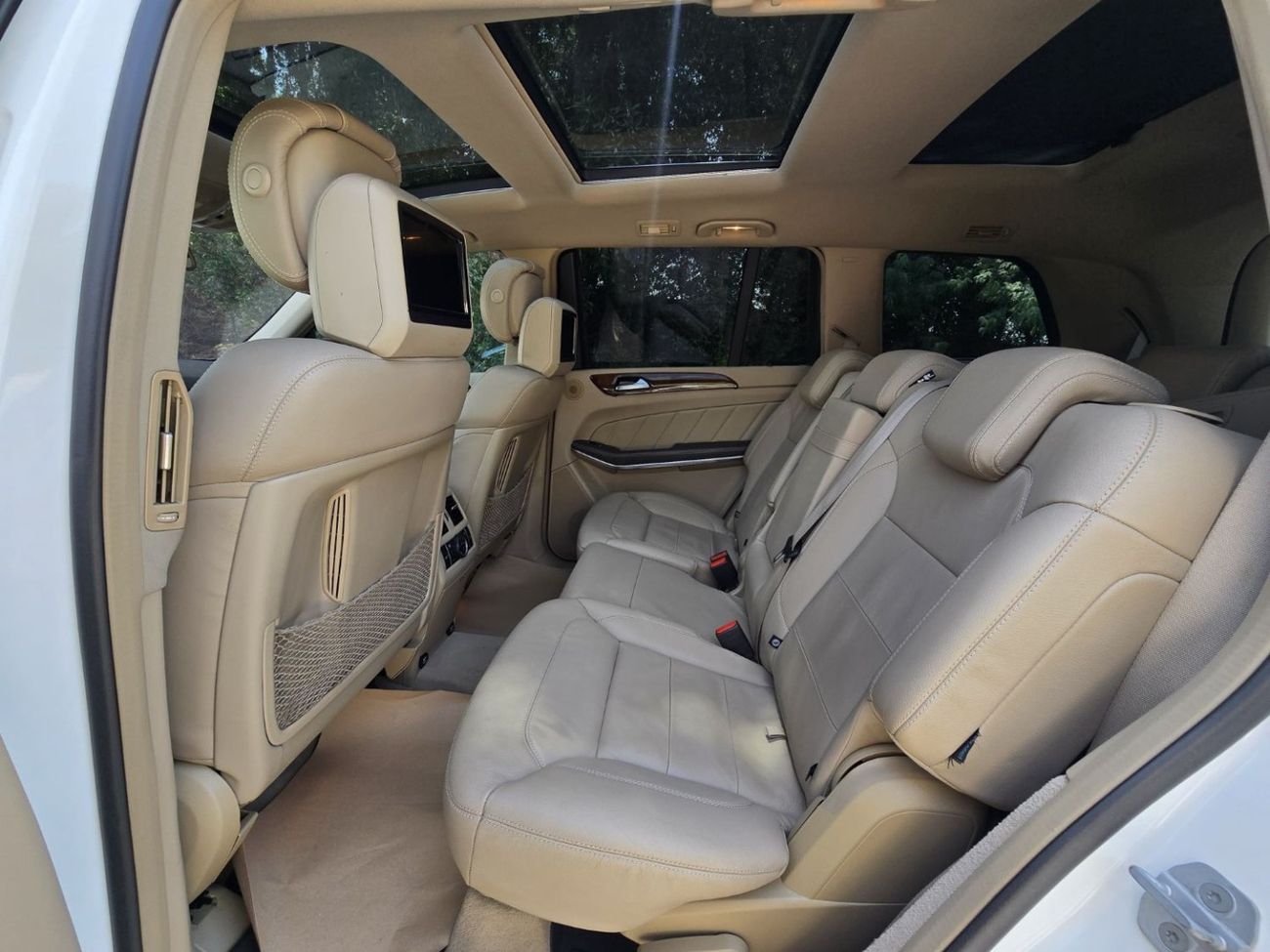 Mercedes-Benz GL 500 Std 4.7L MERCEDES GL-500 2014 GCC // FULL OPITION // ACCIDENT FREE // PERFECT CONDITION