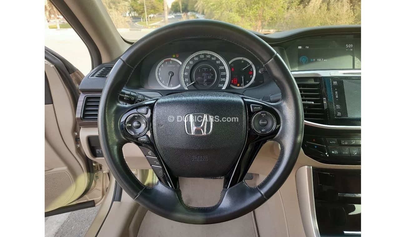 Honda Accord EX Honda Accord _2017 V4 full option very clean car accident free original paint