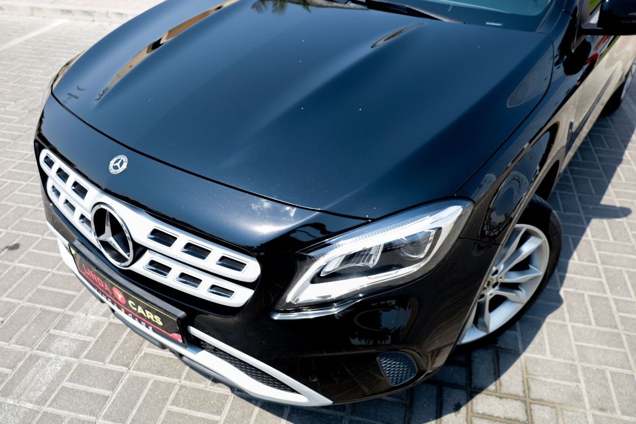 مرسيدس بنز GLA 220 Std