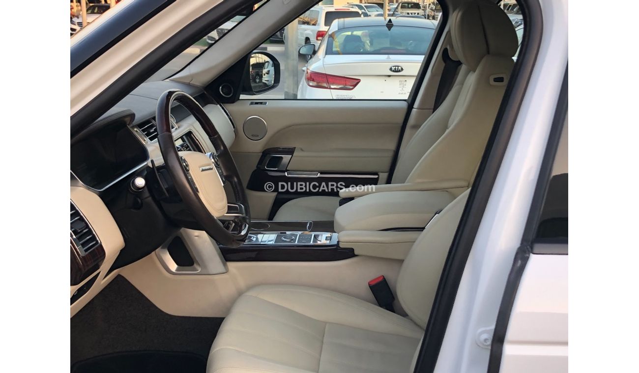 Land Rover Range Rover RANG ROVER VOUGE MODEL 2013 GCC CAR PERFECT CONDITION FULL OPTION