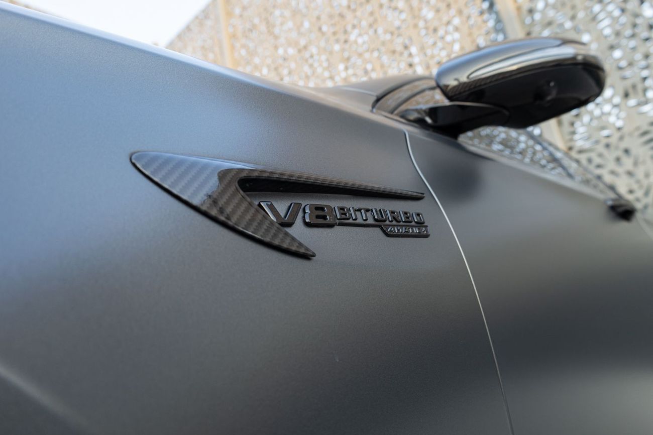 Mercedes-Benz E 63 S AMG Std 4.0L