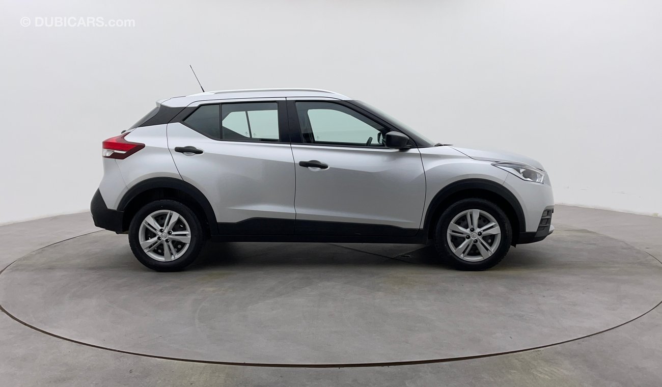 Nissan Kicks SV 1600