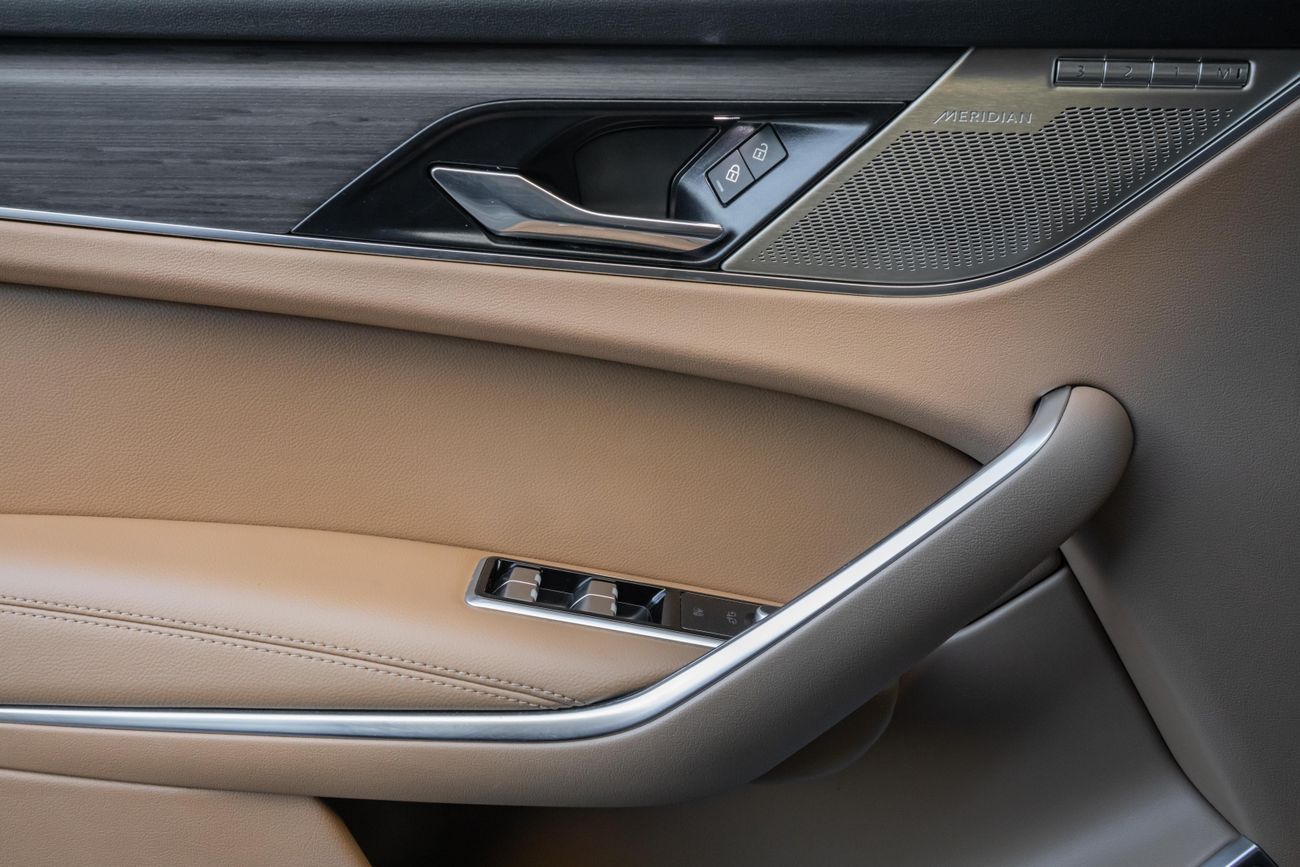 جاكوار F بيس F-Pace S | 2,644 P.M | 0% Downpayment | Agency Warranty & Full Al Tayer Service History