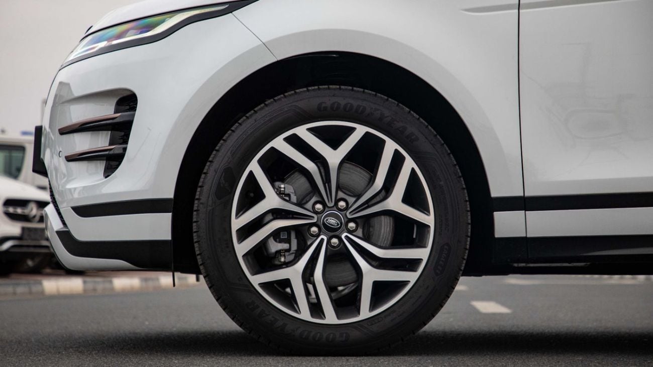 Land Rover Range Rover Evoque Dynamic SE P250 2.0L | 2025 | For Local Registration +10%