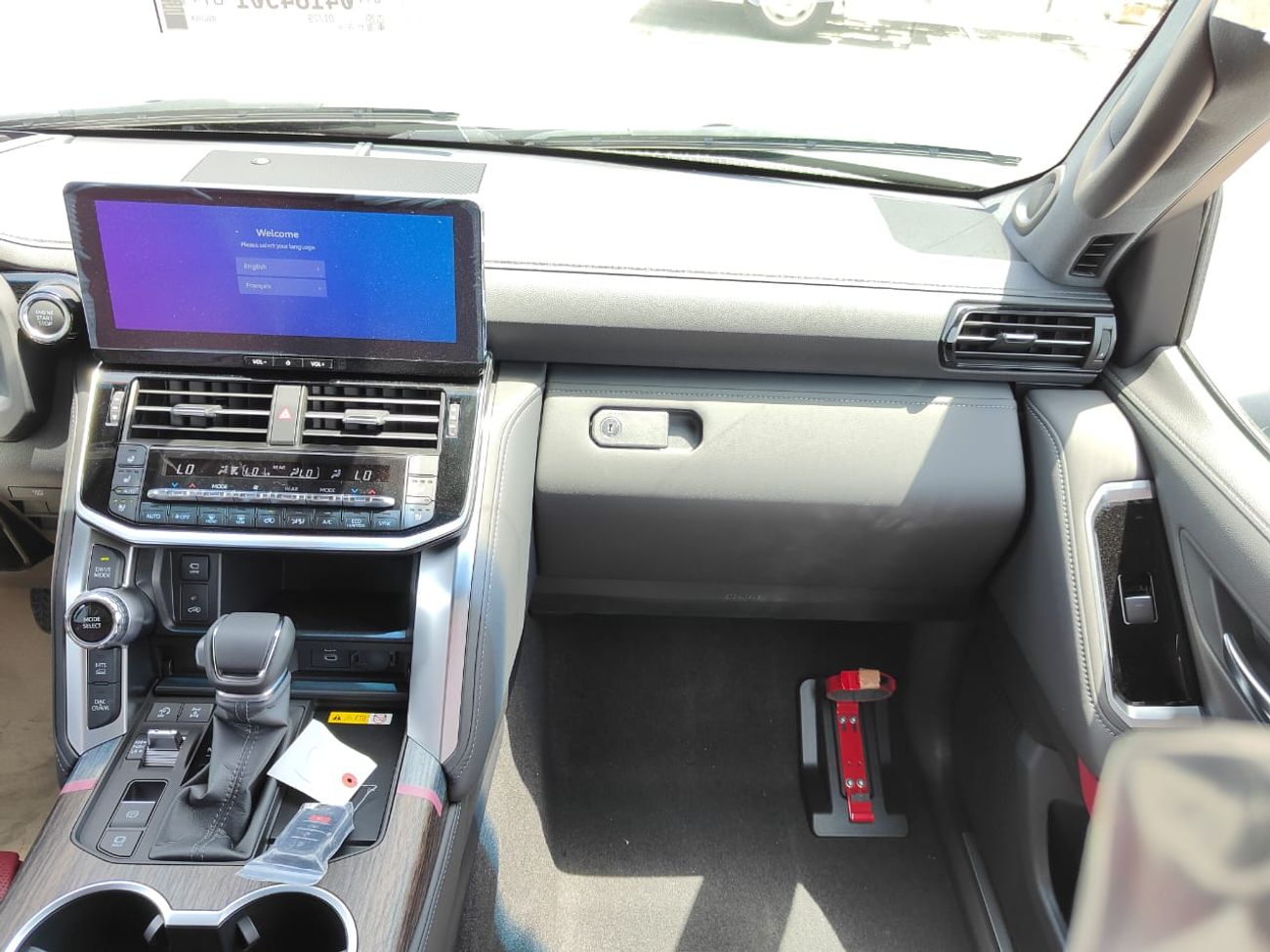 Toyota Land Cruiser 2025 Toyota Land Cruiser LC300 VXR 3.5L V6 Twin Turbo Petrol A/T 4WD (Africa only)