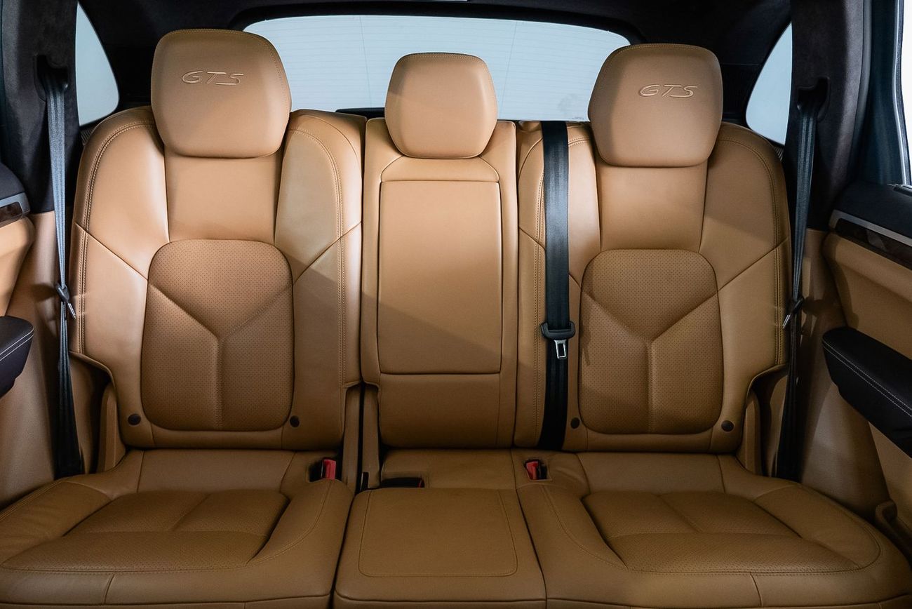 بورش كايان GTS