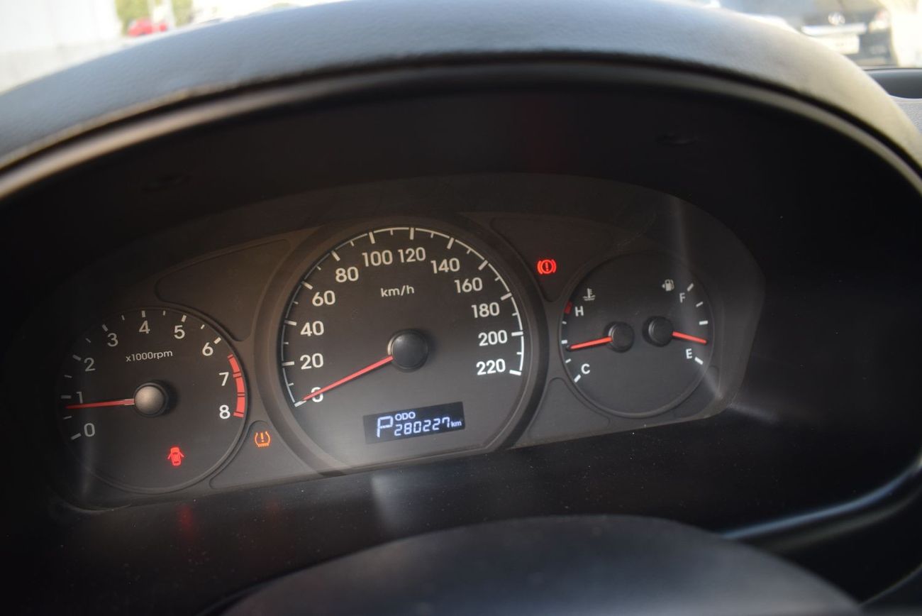 Hyundai H-1 Mid Hyundai H1 12 seater, model:2019. Excellent condition