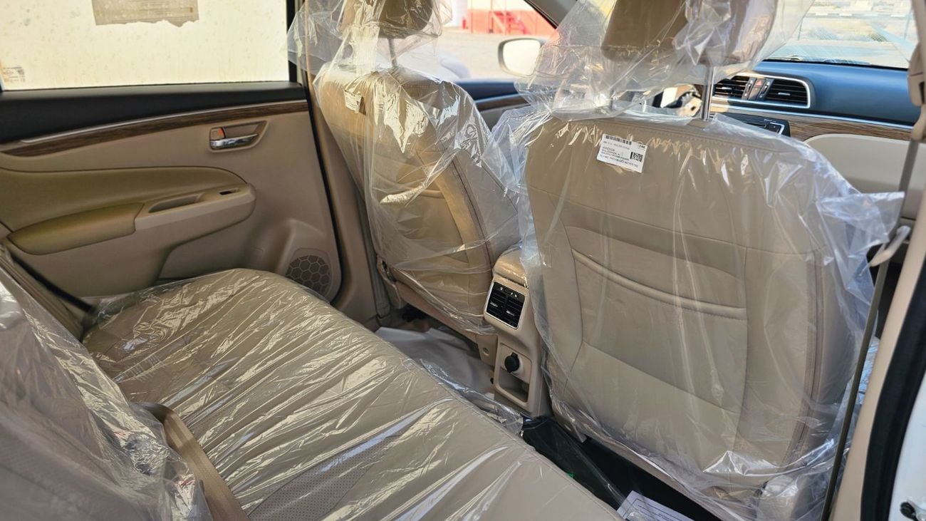 سوزوكي سياز Suzuki Ciaz GLX AT 2025 GCC Specs