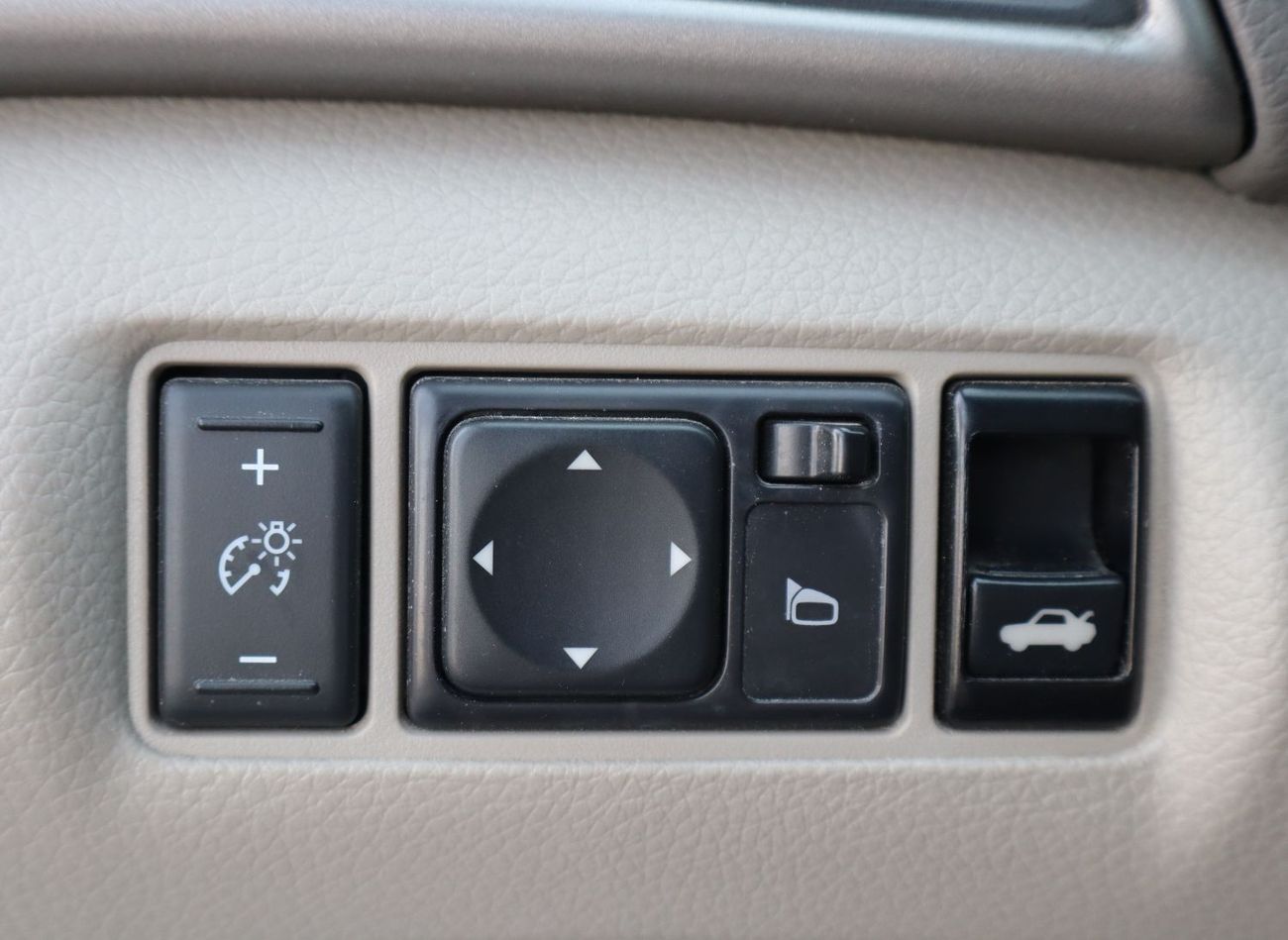 Nissan Sentra S 1.6L (110 HP)