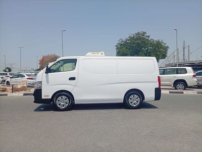 Nissan Urvan STANDARD STD CHILLER VAN