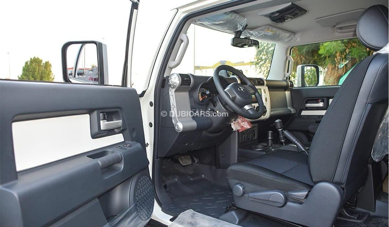 Toyota FJ Cruiser 4.0 with steering wheel control and compressor for export