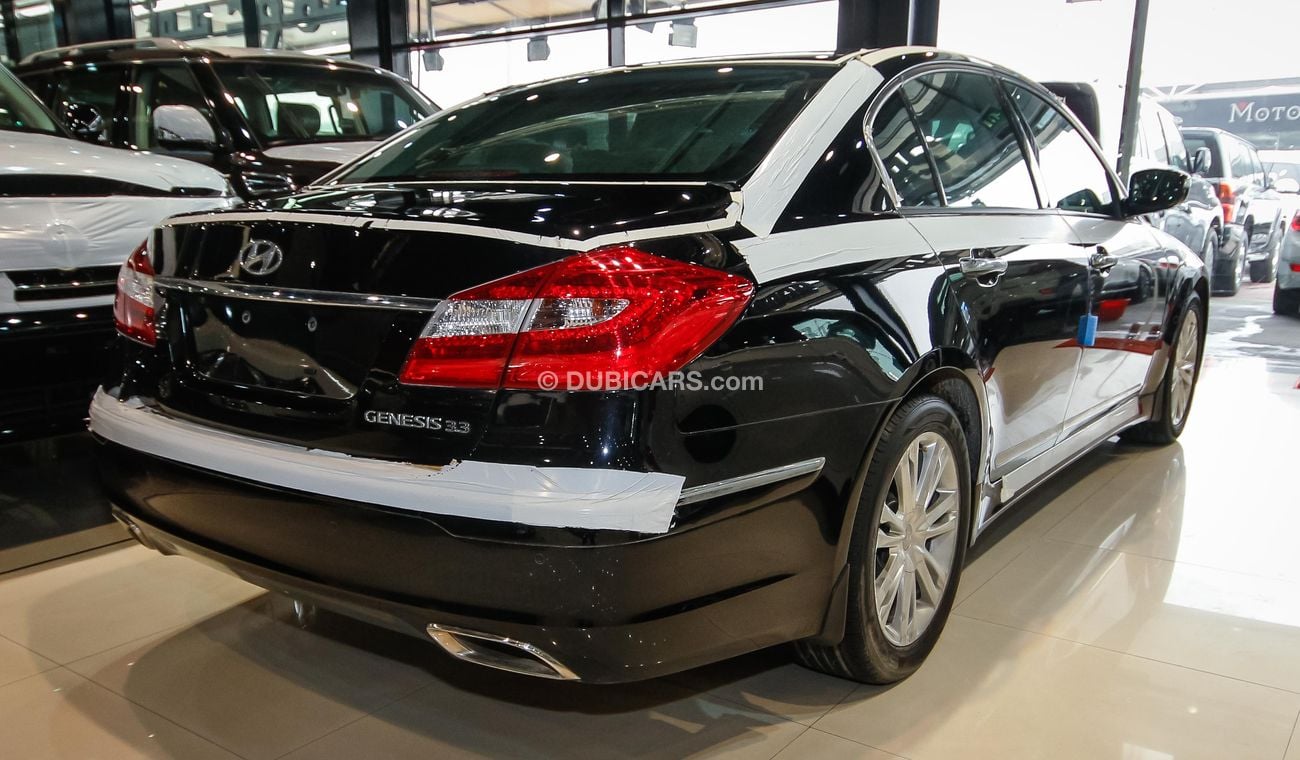 Hyundai Genesis 3.3