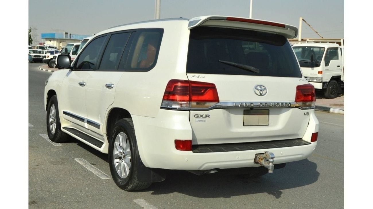 تويوتا لاند كروزر GXR