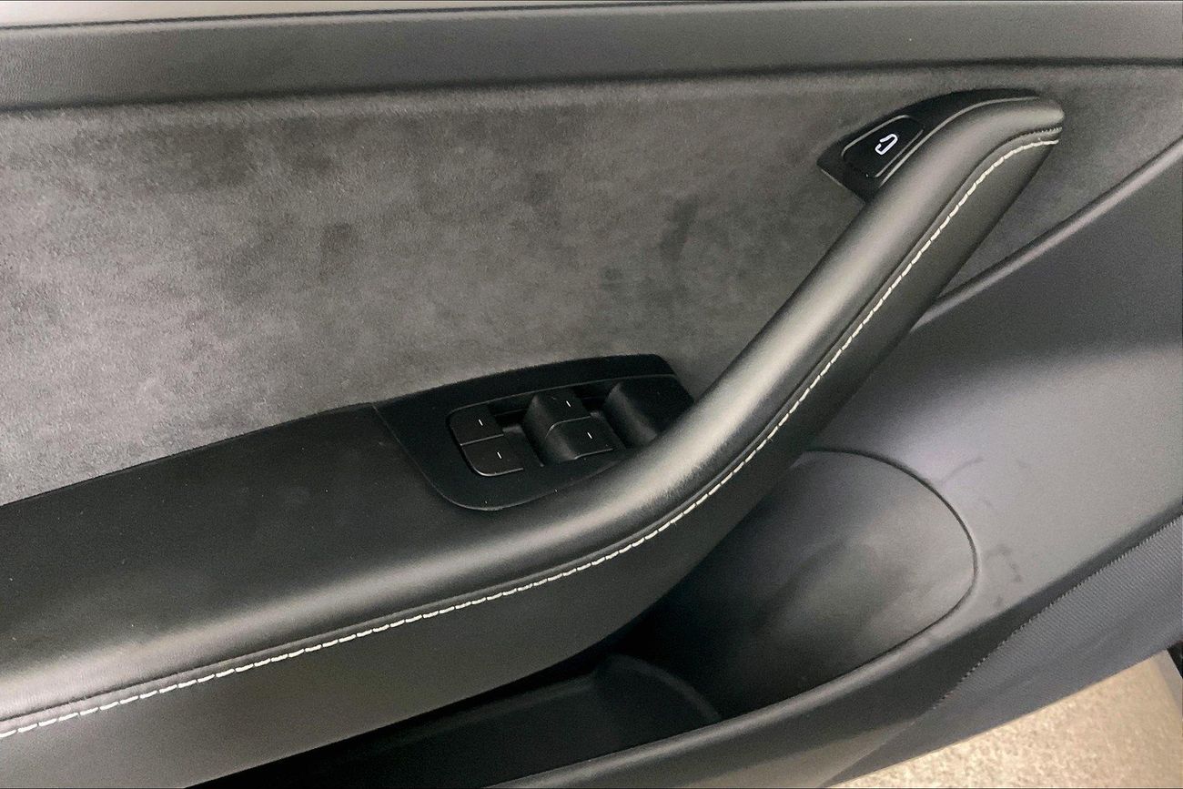 تسلا موديل 3 Standard Range Plus | شامل الضمان | 0 ﺪﻔﻋﺓ ﺃﻮﻟﻯ