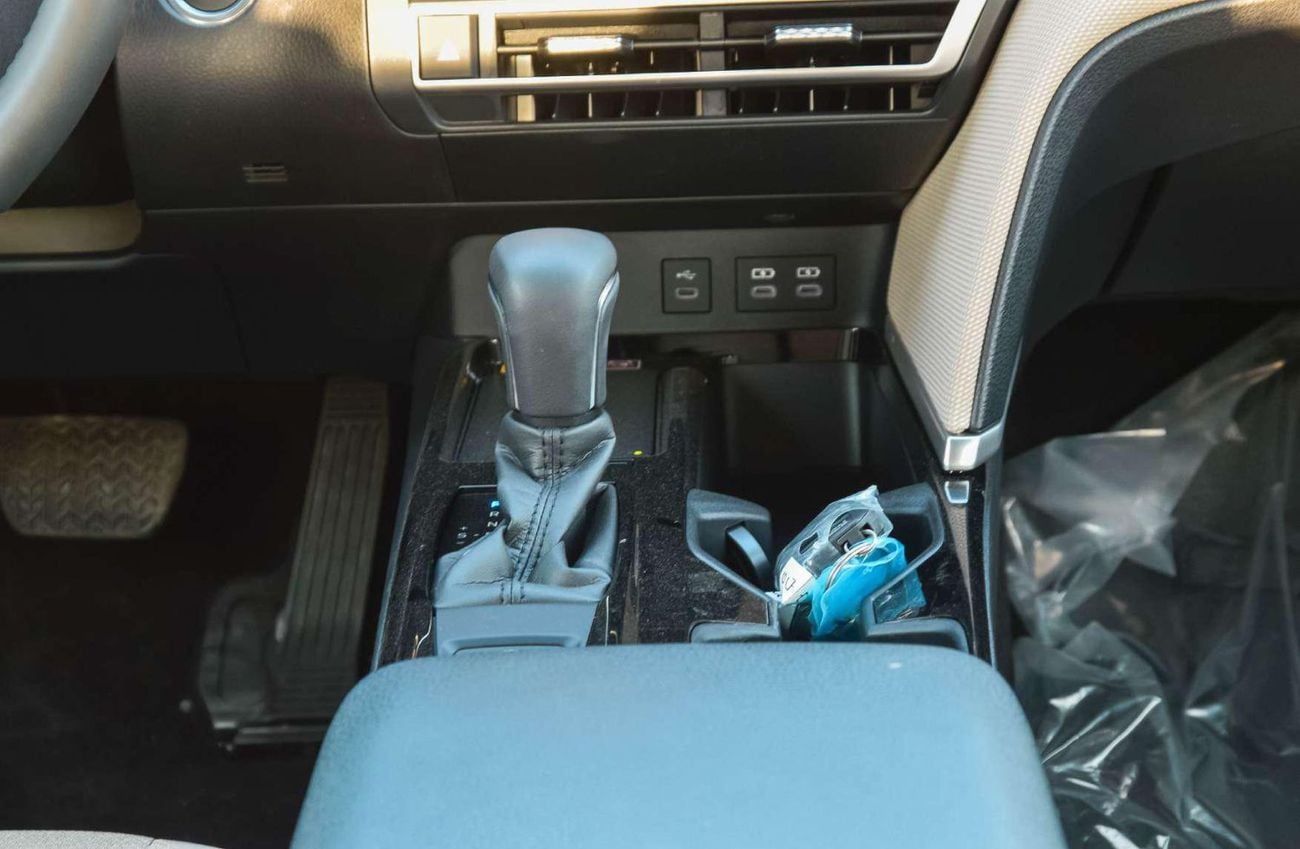 Toyota Camry GLE 2.5L FWD PETROL SEDAN 2026