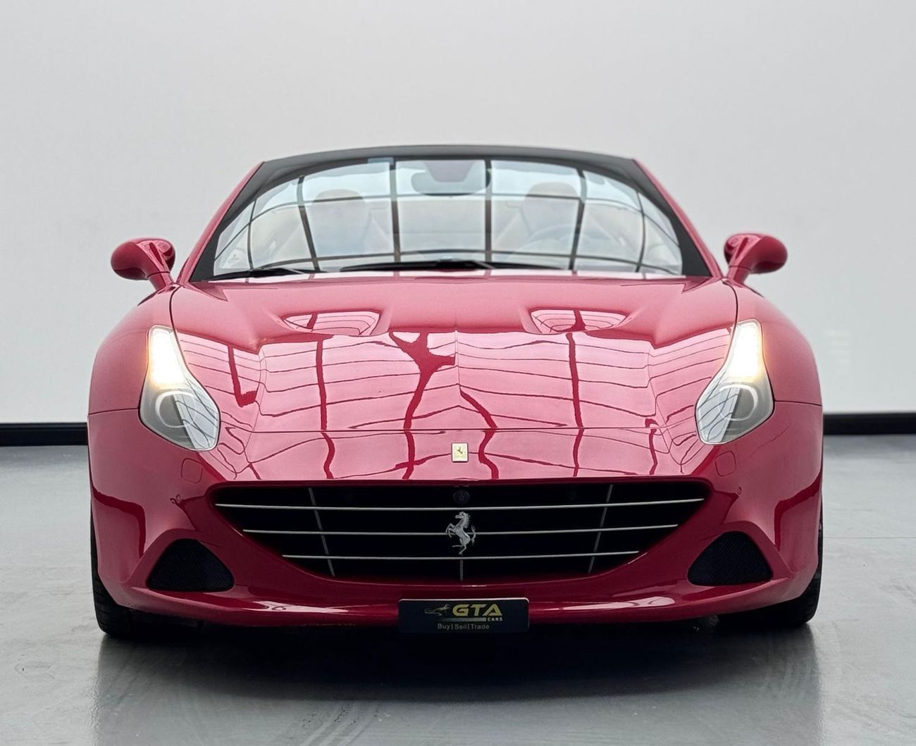 Ferrari California T 2017 Ferrari California T Handling Speciale, Full Service History, GCC