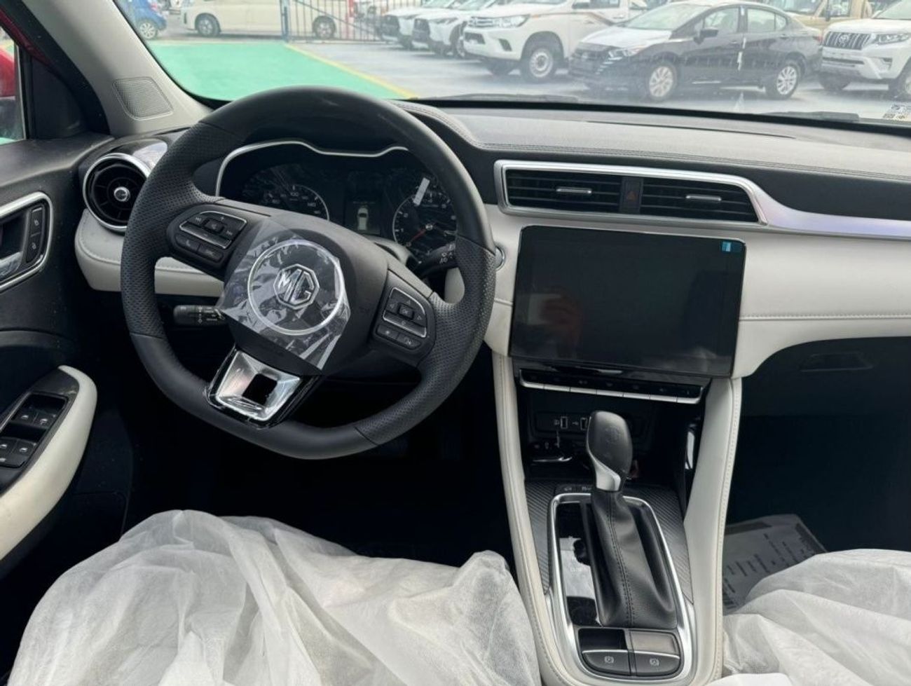 MG ZS 1.5L PETROL LUXURY 2024