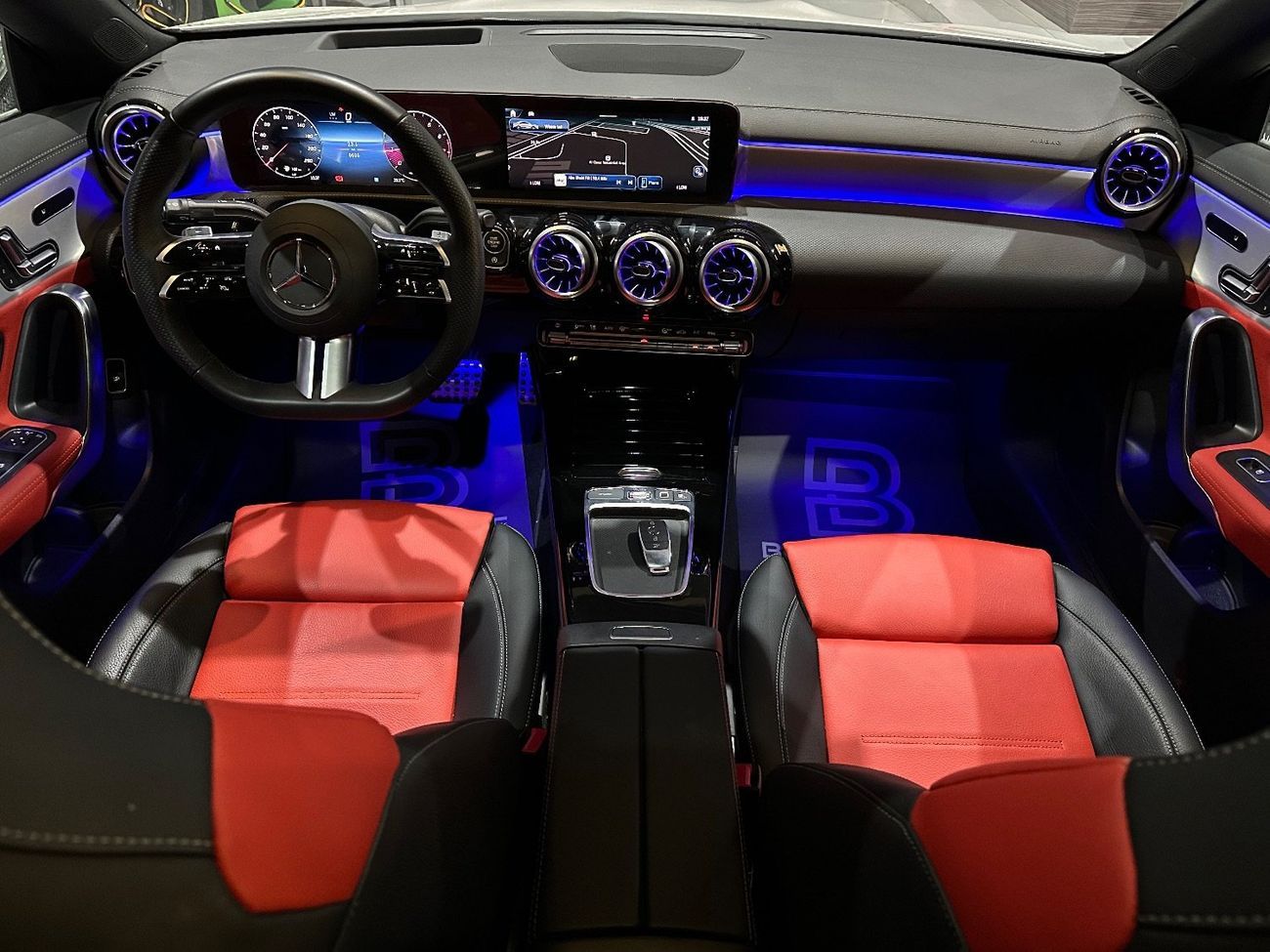 مرسيدس بنز CLA 250 4MATIC