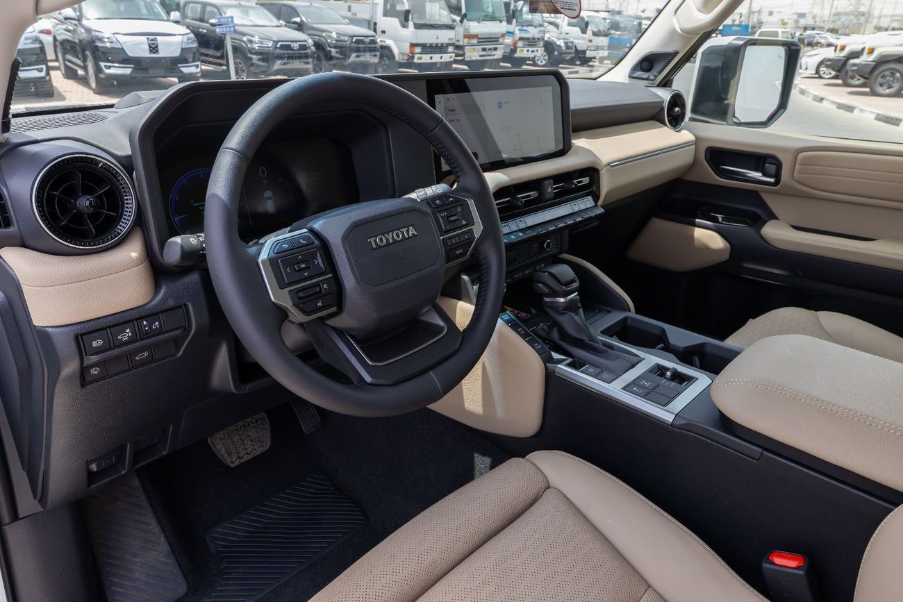 تويوتا برادو Toyota Prado VXL-3 Petrol 2.4L - 2025 (Export)