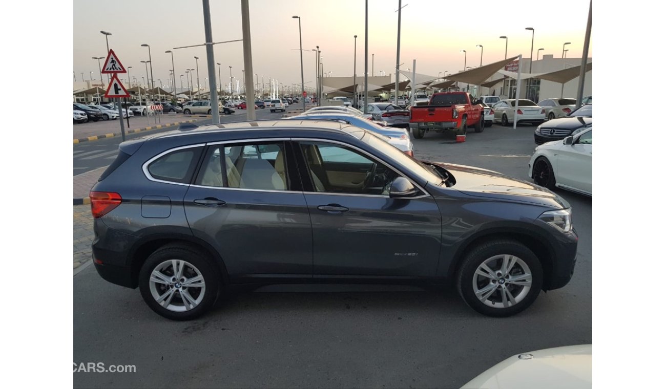 BMW X1 model 2017 Gcc car prefect condition full service full option low mileage one owner