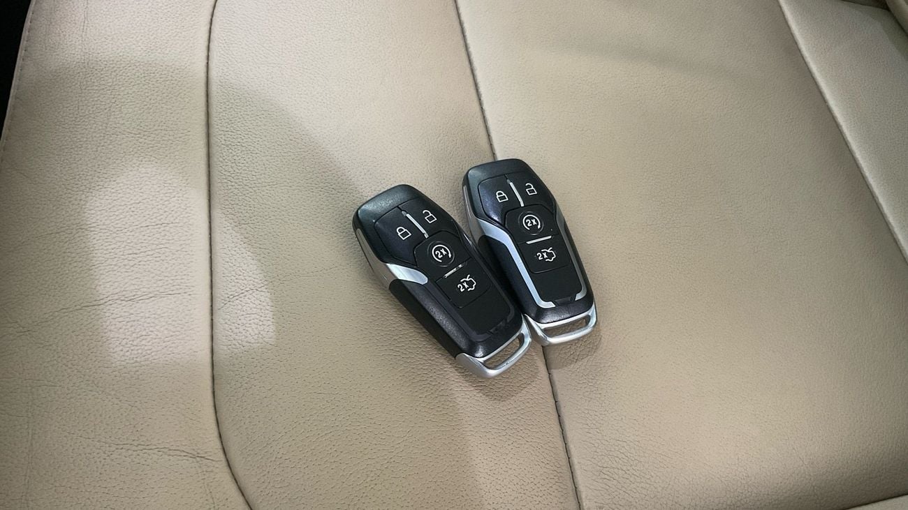 Ford Explorer XLT (Leather) | upto AED 20,000 Ramadan Discount | Guaranteed Warranty | 0 Down Payment