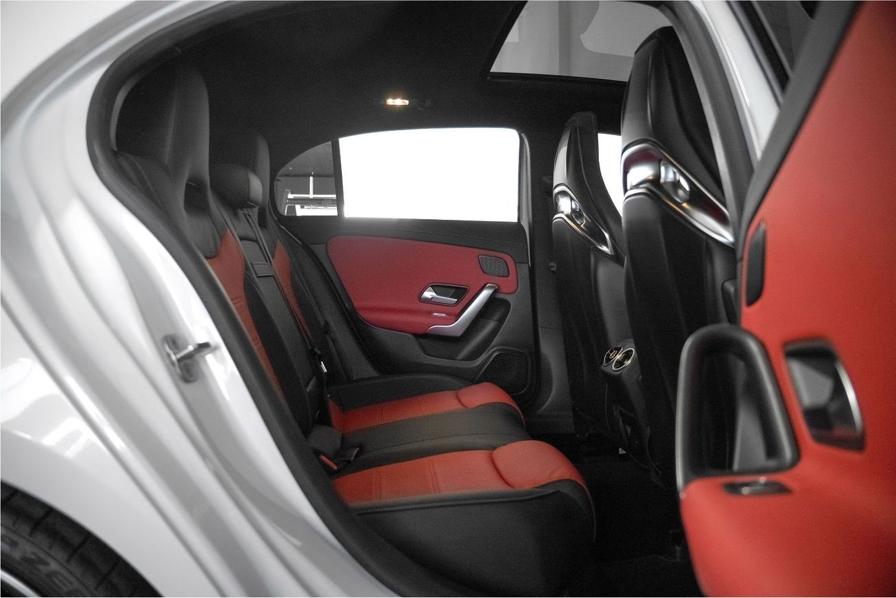 Mercedes-Benz A 35 AMG 4MATIC Hatchback 55 Edition / Full Agency Service History