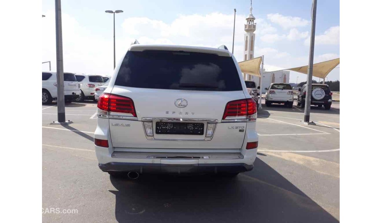 Lexus LX570