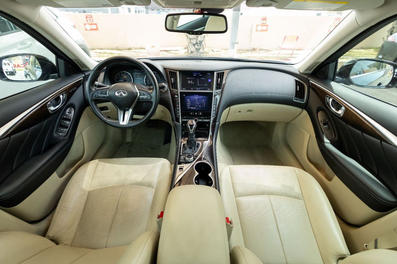 Infiniti Q50 Luxe 3.0L