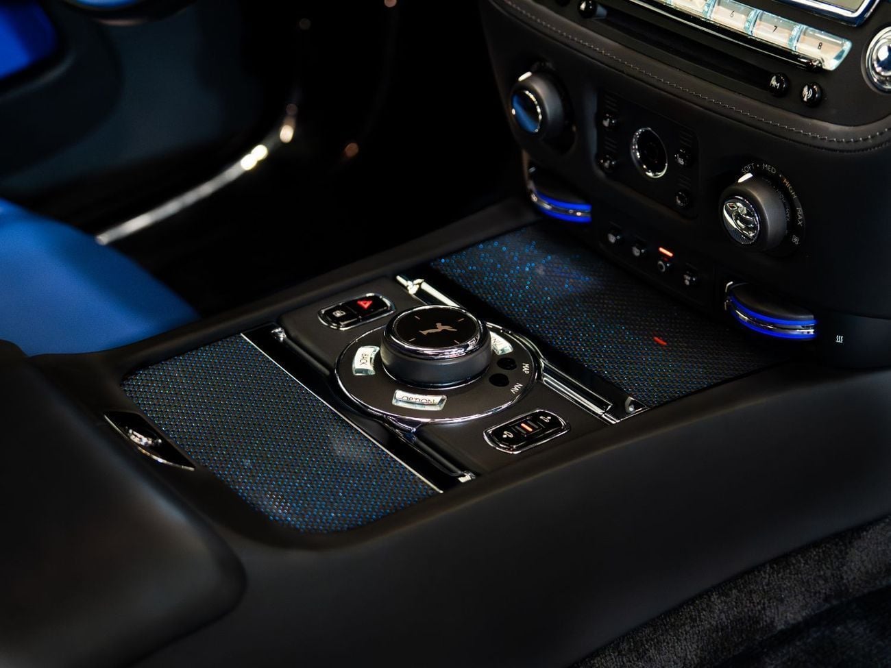 Rolls-Royce Wraith 2020 | SPORTIVE EDITION | 1 OF 1 | W/ WARRANTY | BLACK BADGE | BESPOKE TWO-TONE | GCC | FULL OPTION