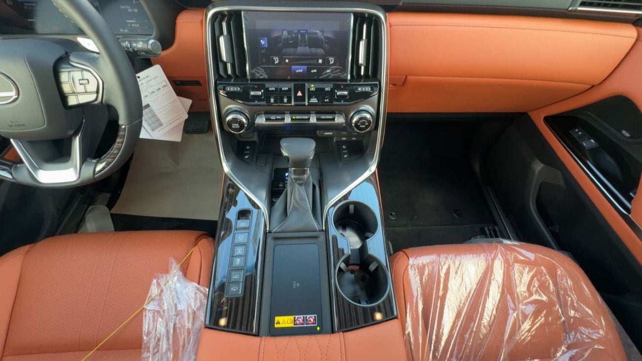 لكزس LX 600 2026 LEXUS LX600 3.5L VIP 25 SPEAKER"- 22"ALLOY BRAMD NEW 0KM