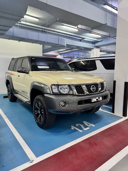 Nissan Patrol Super Safari