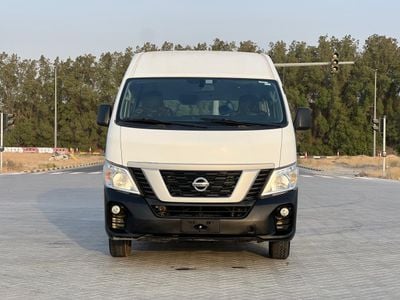 Nissan Urvan STD