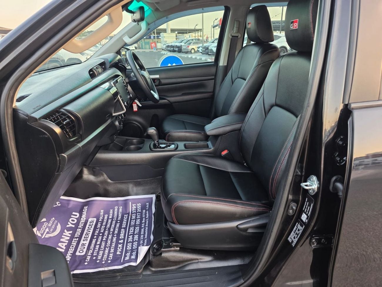 Toyota Hilux TOYOTA HILUX PICK UP SR5 GR SEATS 2024 WHITE 4WD AT DIESEL = RIGHT HAND