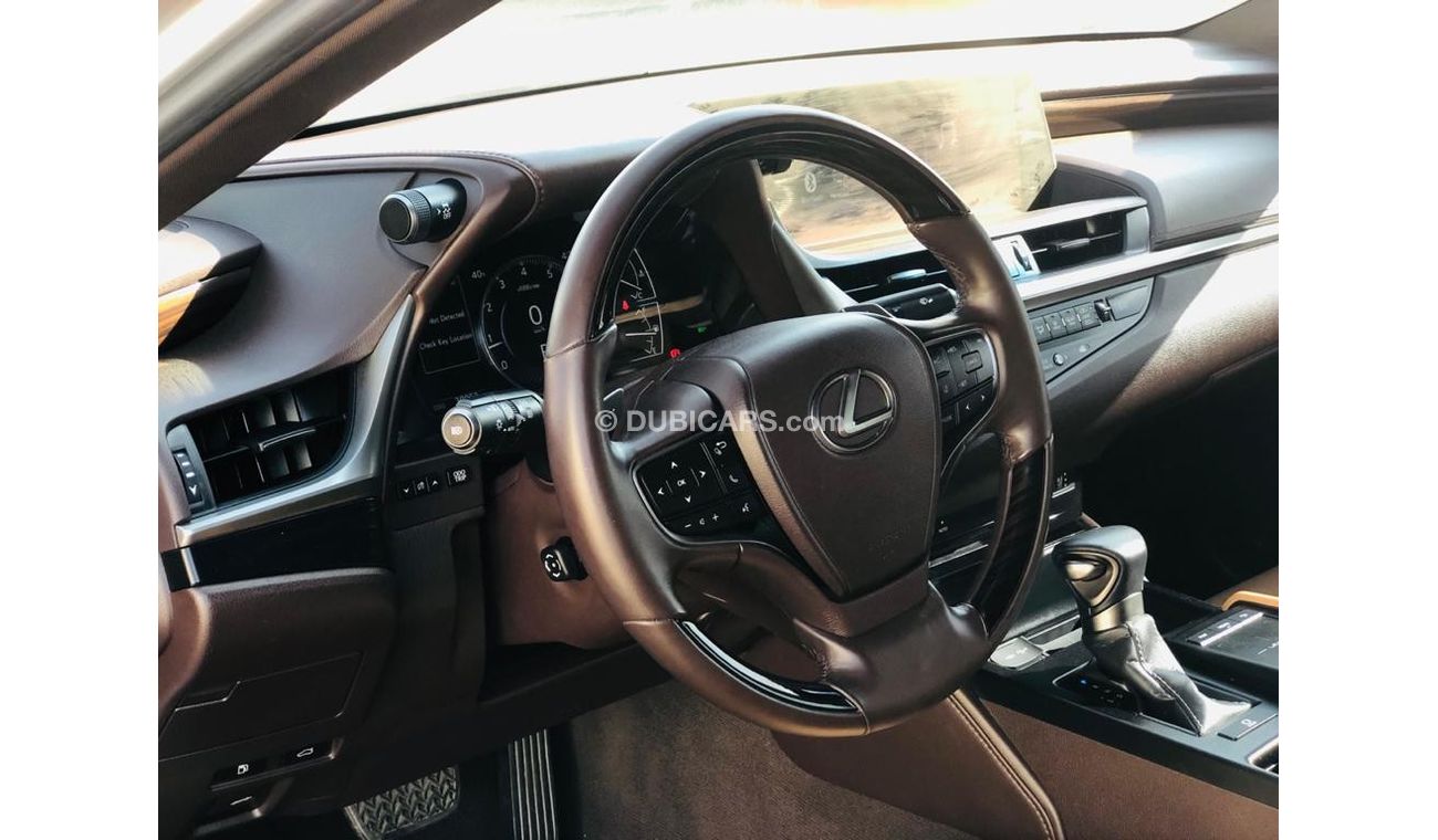 Lexus ES250 Lexus ES 250 GCC full option perfect condition