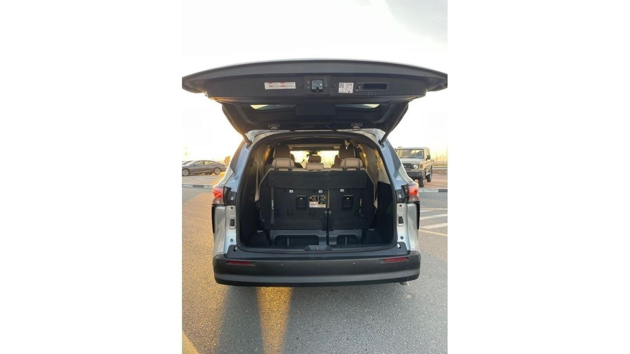 Toyota Sienna 2021 Toyota Sienna XLE Hybrid 2.5L V4 Full Option Automatic - 7 Seater