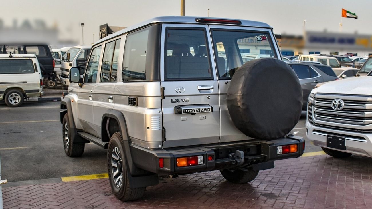 Toyota Land Cruiser 70 4.0L V6  A/T