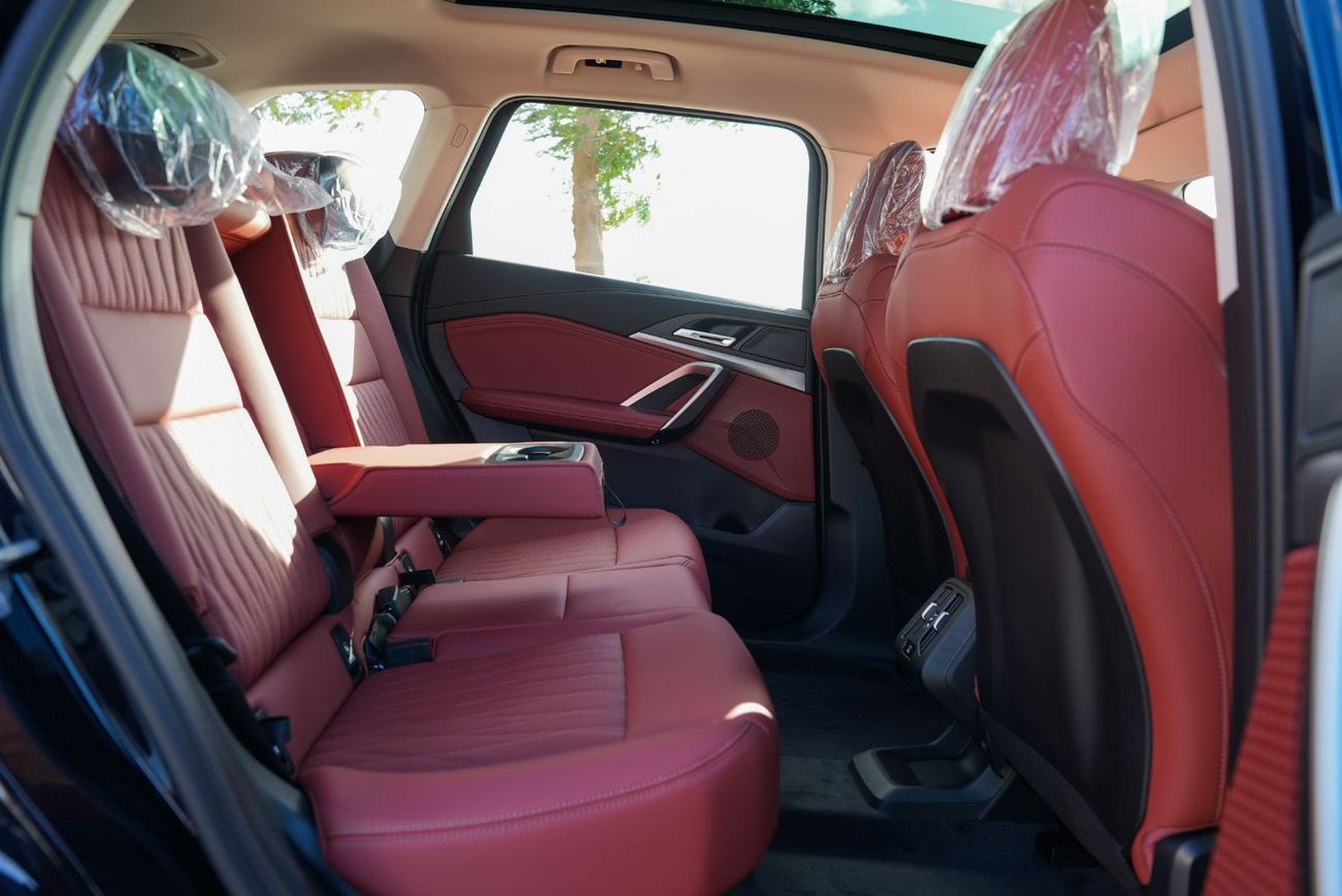 بي أم دبليو iX1 2026 BMW iX1 S-drive 25L FWD 0Km