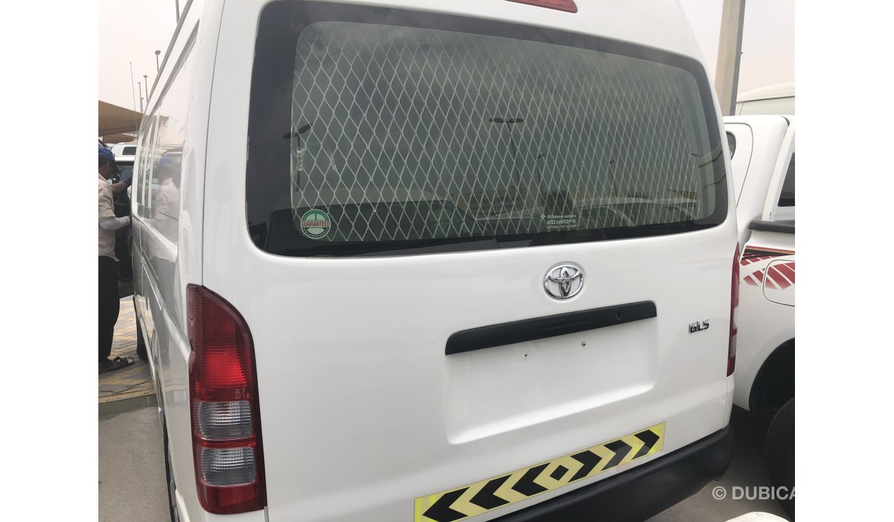 Toyota Hiace Highroof Van,model:2015.Free of accident