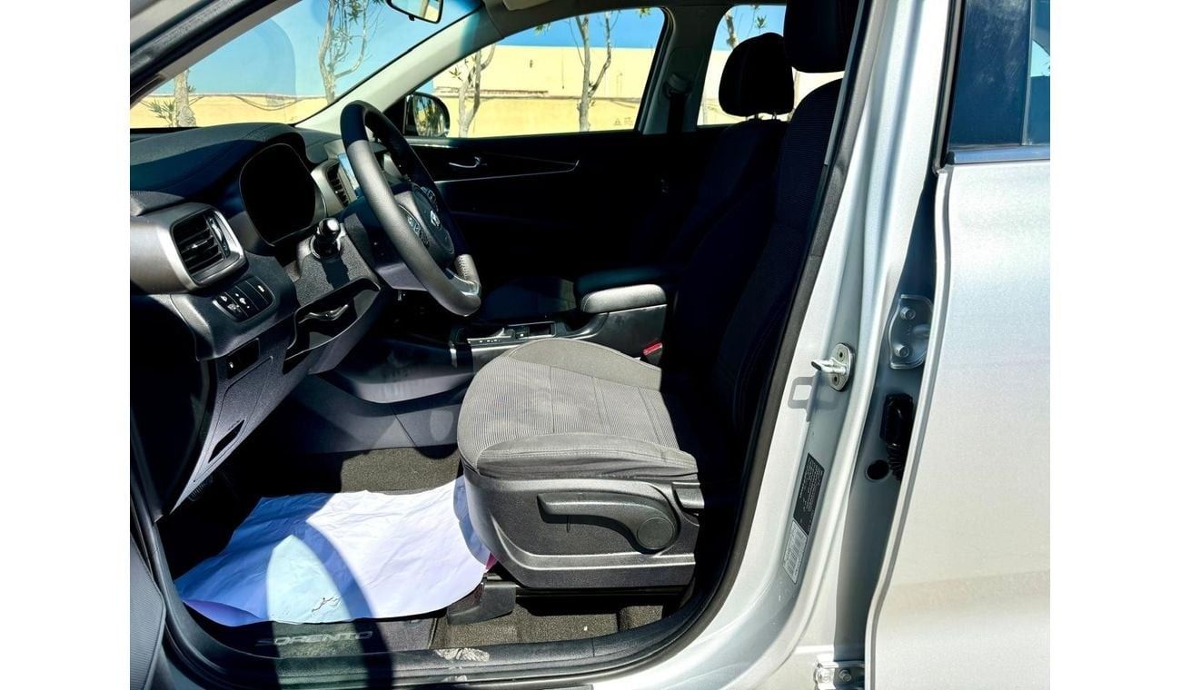 Kia Sorento LX 2.4L 860x48-Monthly l GCC l Cruise, Camera, GPS l Accident Free