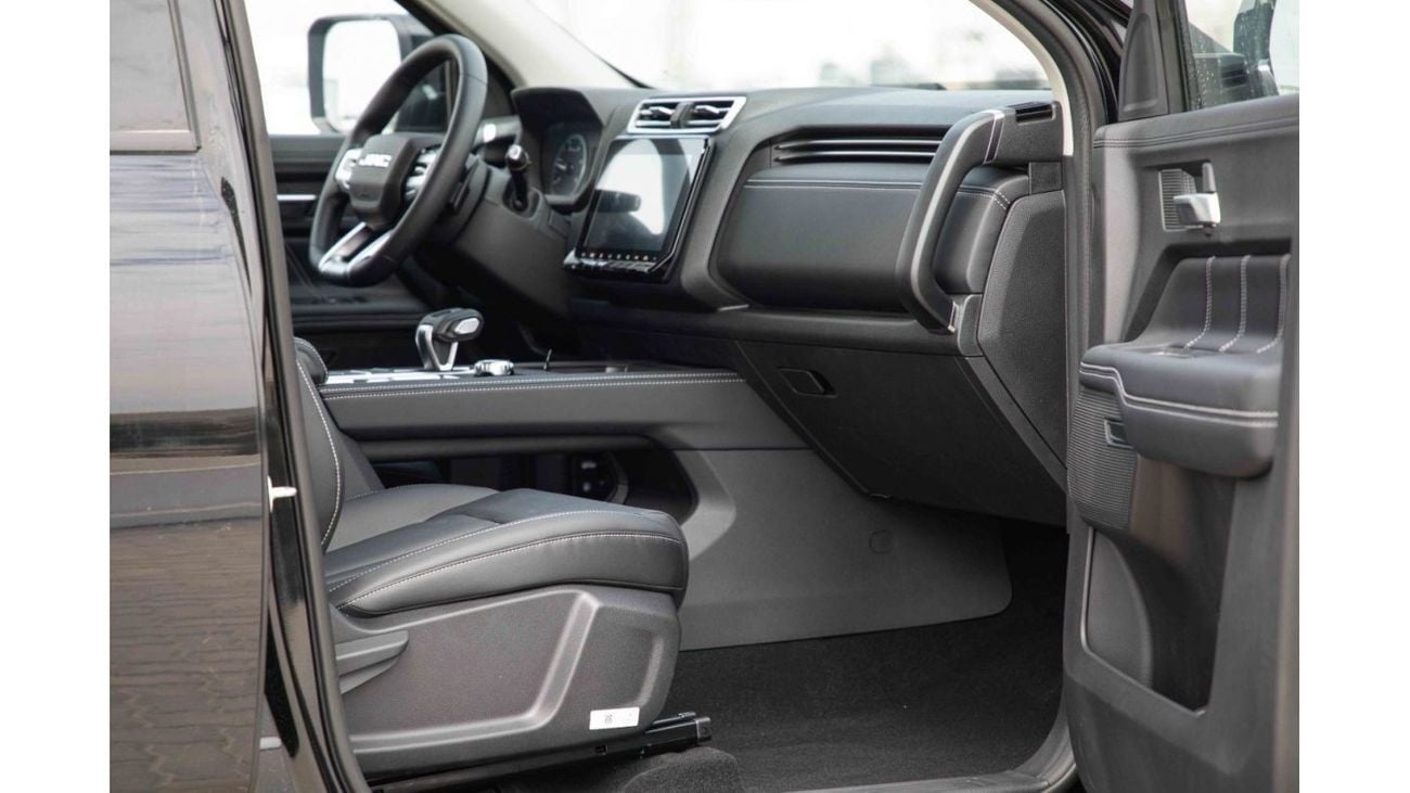 JMC Grand Avenue 2024 JMC Grand Avenue 2.3 DV 4X4 - Stone Black inside Black | Export Only