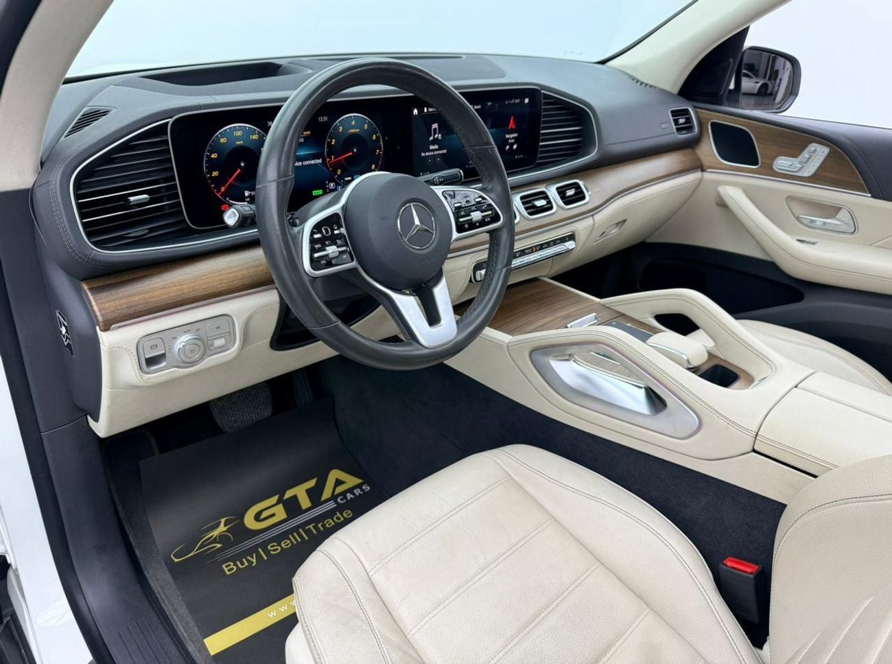 Mercedes Benz GLE450 4MATIC 2020 Mercedes-Benz GLE 450 4MATIC, Warranty, Excellent Condition, GCC