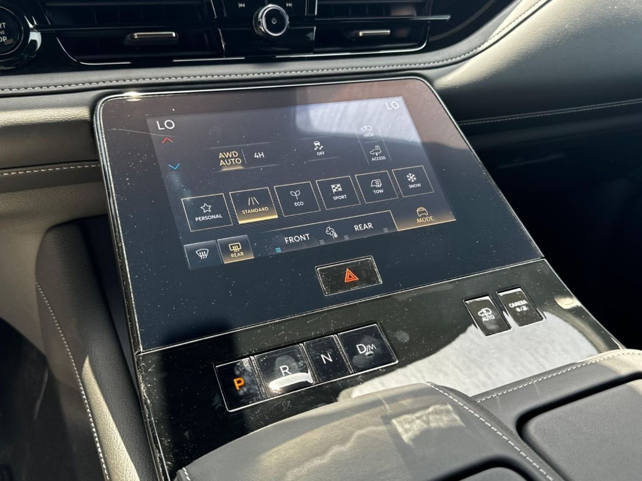 Infiniti QX80 Autograph Captain Chairs 3.5L Best Price for Export! Brand NEW!!! Canada