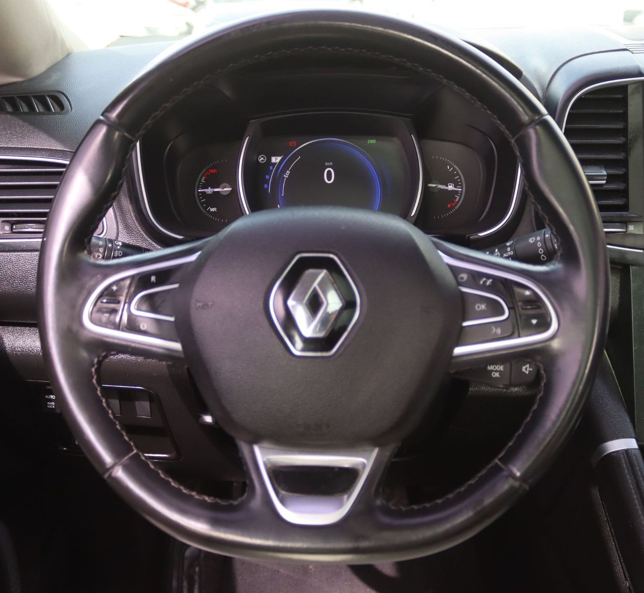 Renault Koleos 2.5L LE (4WD) - RENAULT KOLEOS - 2017 -GCC - Full option - 4WD -2.5 - Accident-free - in excellent c