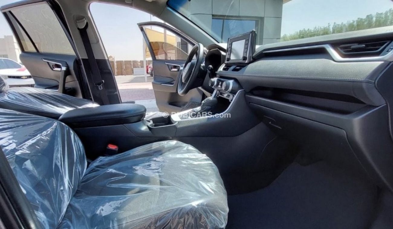 Toyota RAV4 EX Very clean car