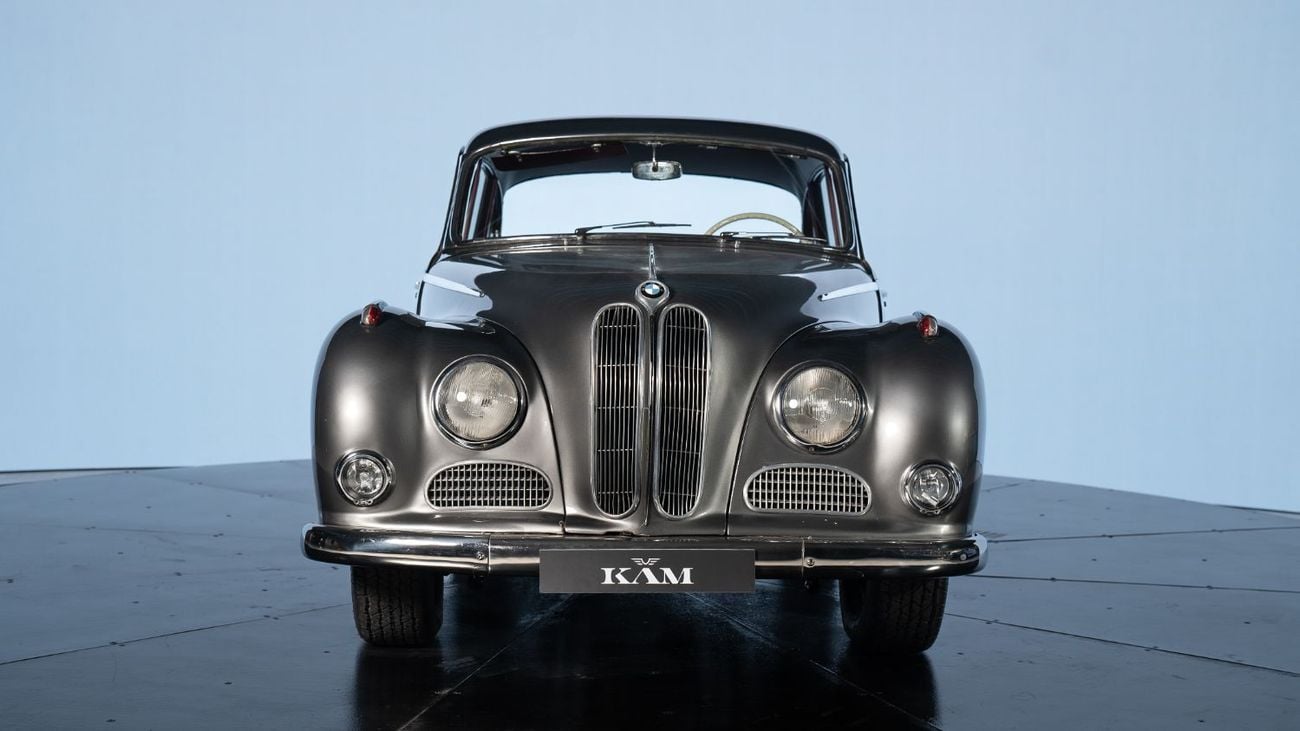 BMW 502 Sedan V8