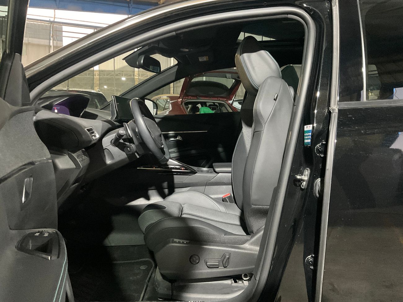 Peugeot 5008 Allure | upto AED 20,000 Ramadan Discount | Guaranteed Warranty | 0 Down Payment