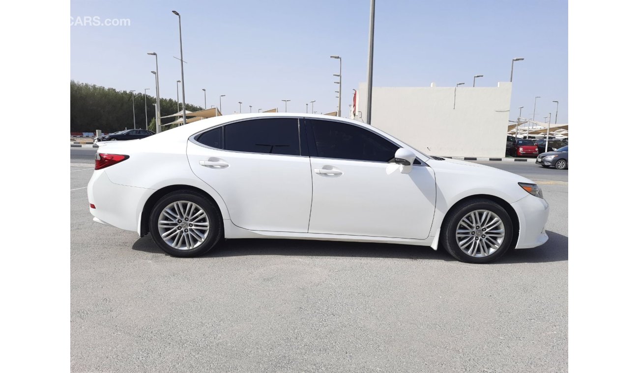 Lexus ES350 Lexus ES350 GCC 2013  First owner Panoramic roof for sale