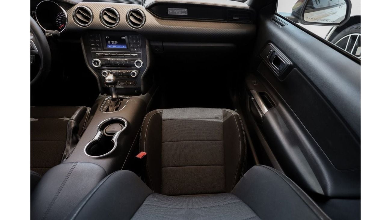 Ford Mustang Std Ford Mustang Convertible 2015 GCC with Flexible Down-Payment/ Flood Free.