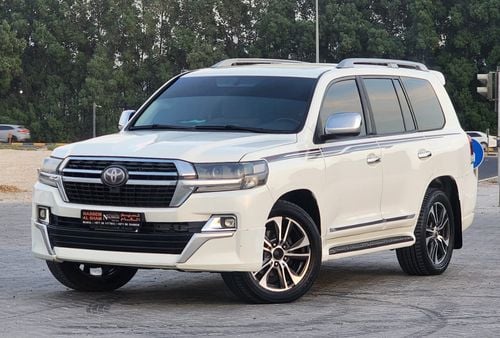 Toyota Land Cruiser GXR V6 MODEL 2011 UPGRADE 2021